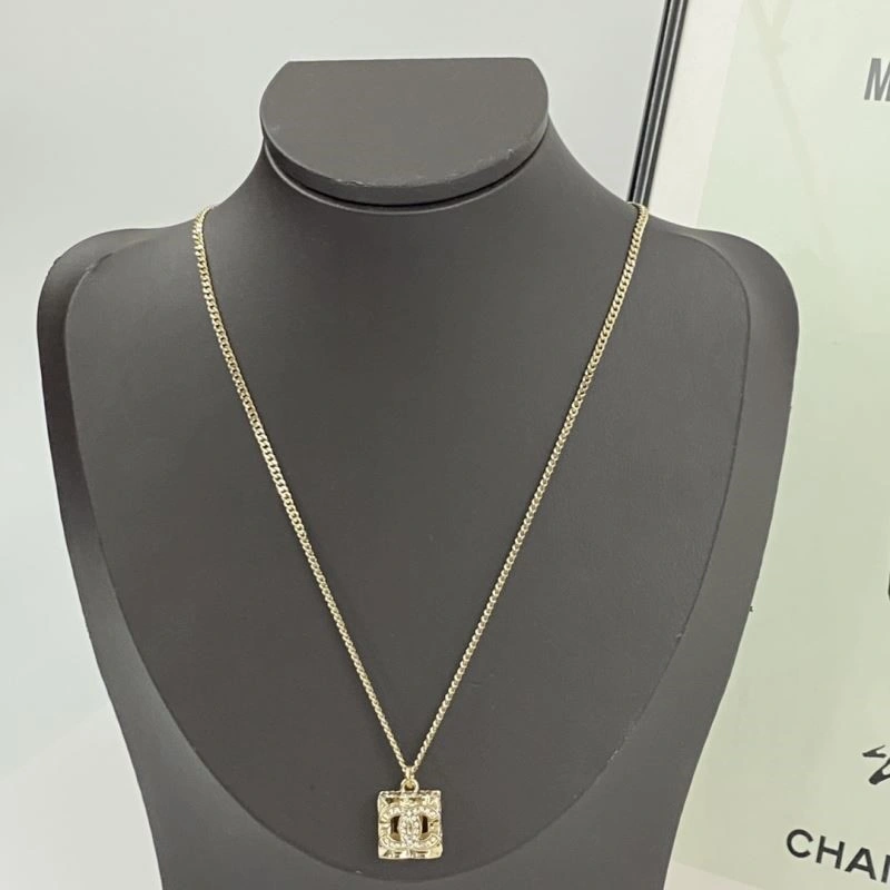 SunProtective Chanel Necklaces 222302