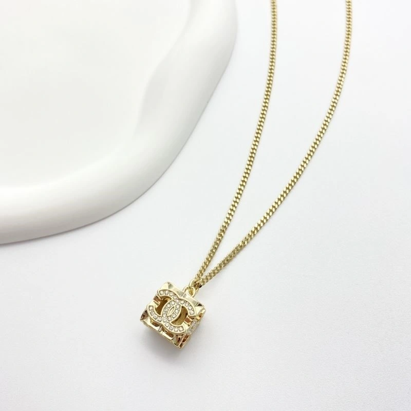 SunProtective Chanel Necklaces 222302