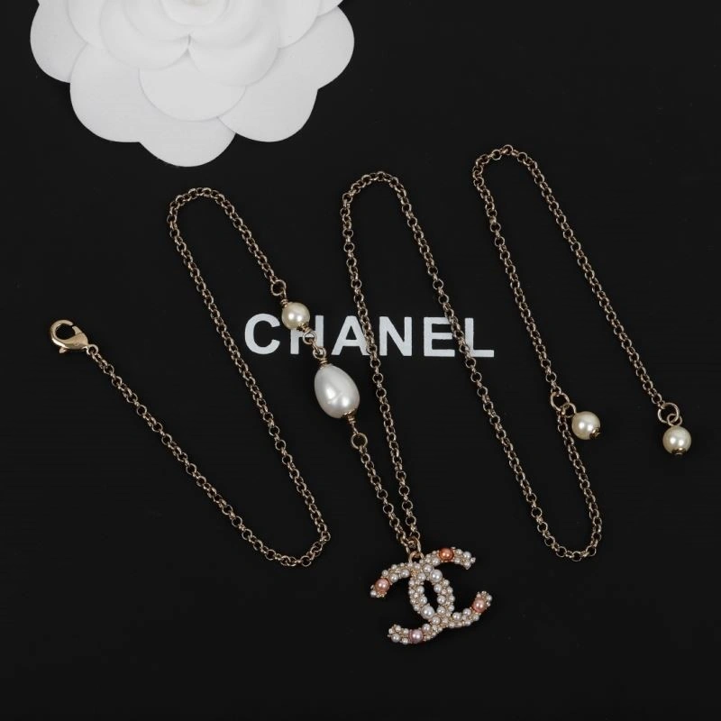 Comfortable Chanel Necklaces 222298