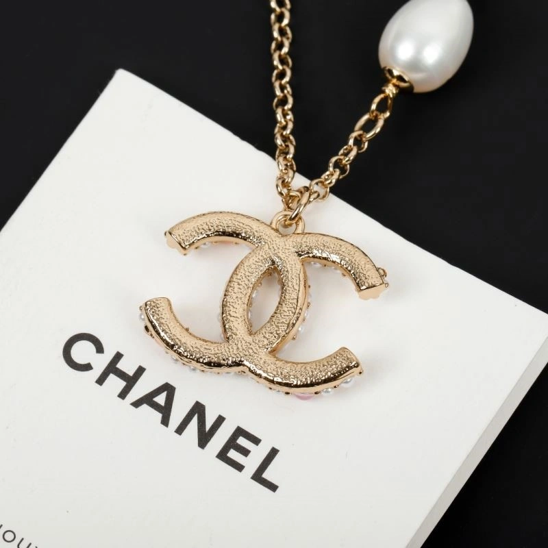 Comfortable Chanel Necklaces 222298