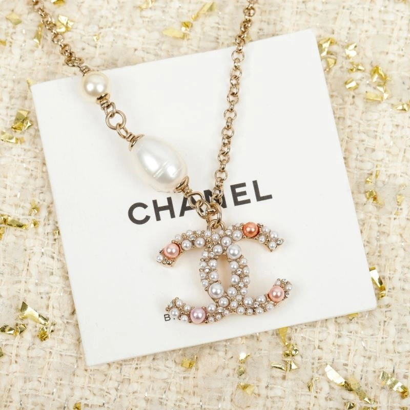 Comfortable Chanel Necklaces 222298