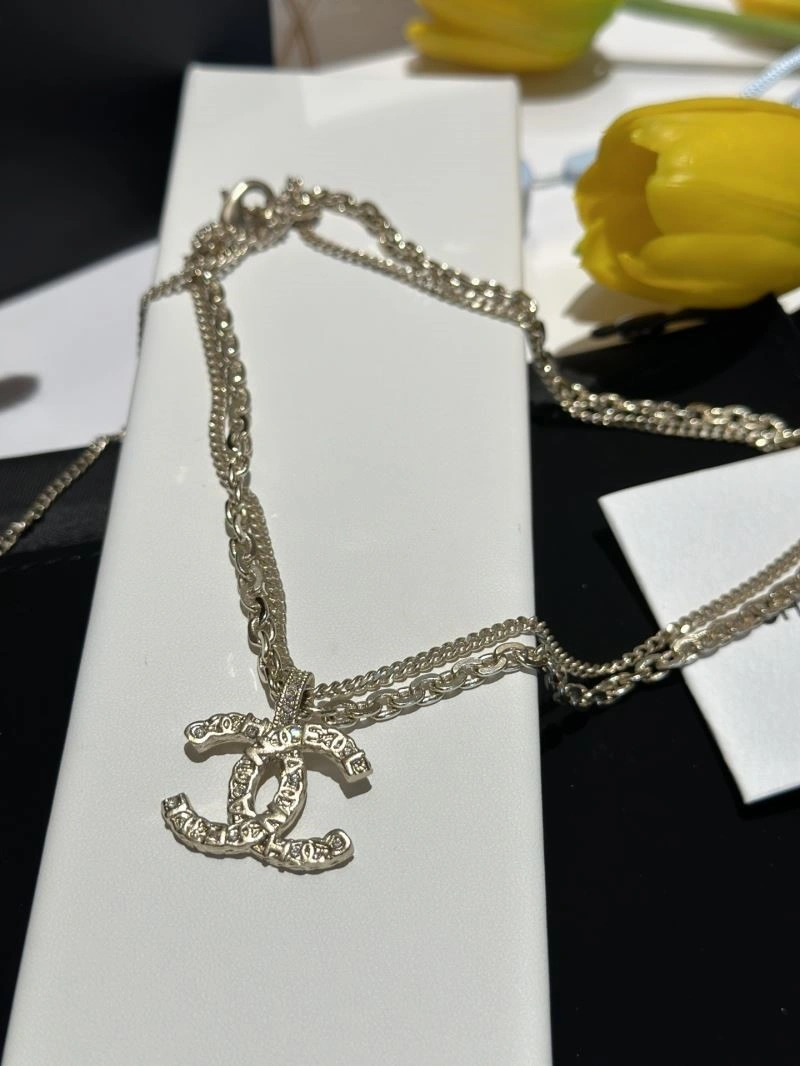 Chanel Necklaces Colorful 222286
