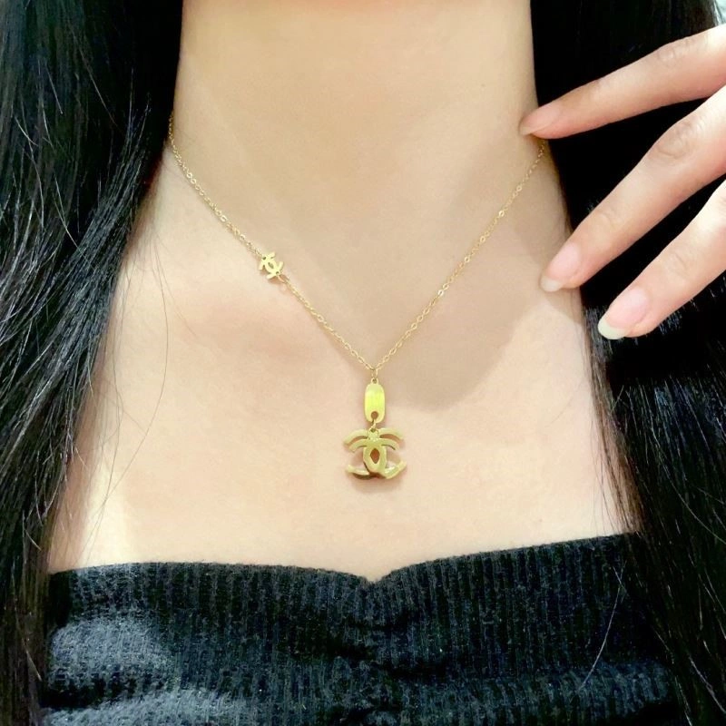 Affordable Chanel Necklaces 222256