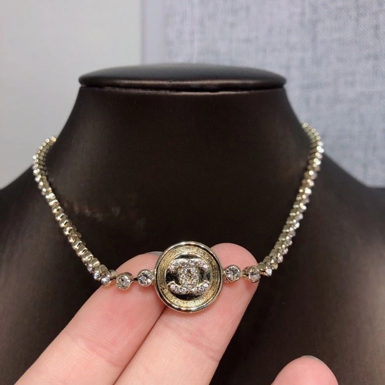 Versatile Chanel Necklaces 222244