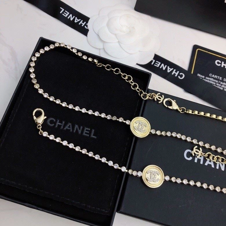 Versatile Chanel Necklaces 222244