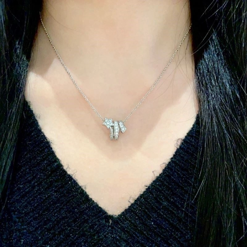 Snug Chanel Necklaces 222239