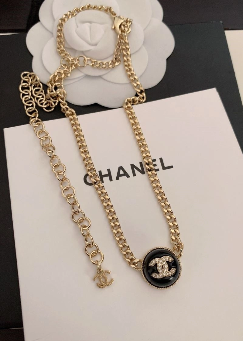 HighPerformance Chanel Necklaces 222248