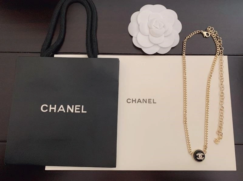 HighPerformance Chanel Necklaces 222248