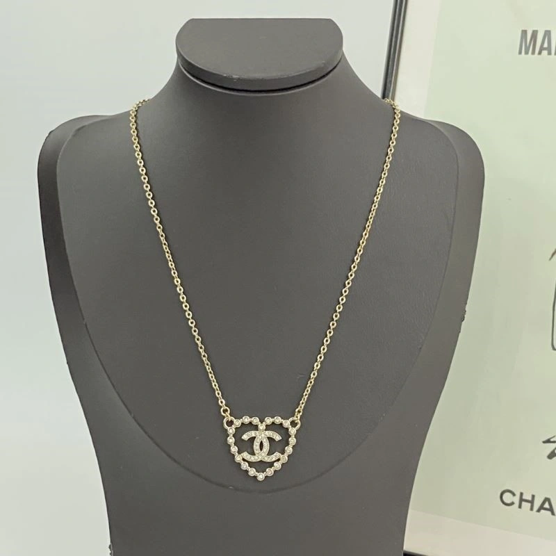 Chanel Necklaces Breathable 222225