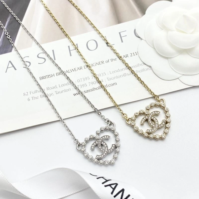 Comfortable Chanel Necklaces 222212
