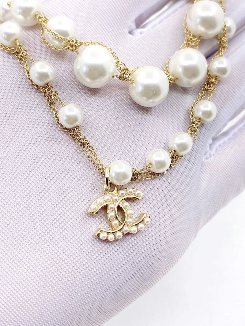 Sustainable Chanel Necklaces 222222