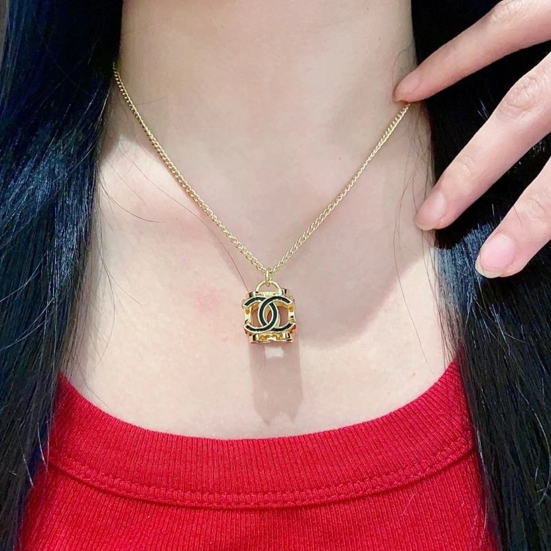 Chanel Necklaces Reliable 222210