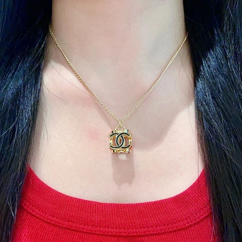 Chanel Necklaces Reliable 222210