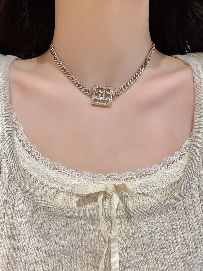 Chanel Necklaces ZipUp 222201