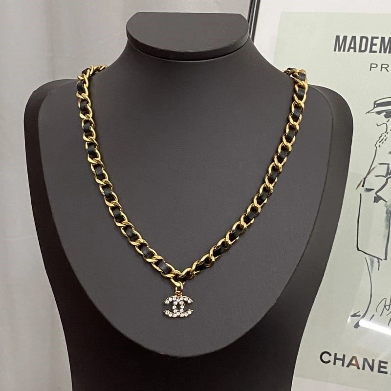 Premium Chanel Necklaces 222195