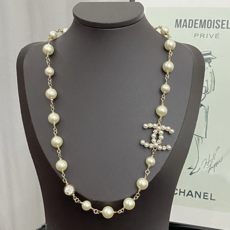 Chanel Necklaces Compact 222208