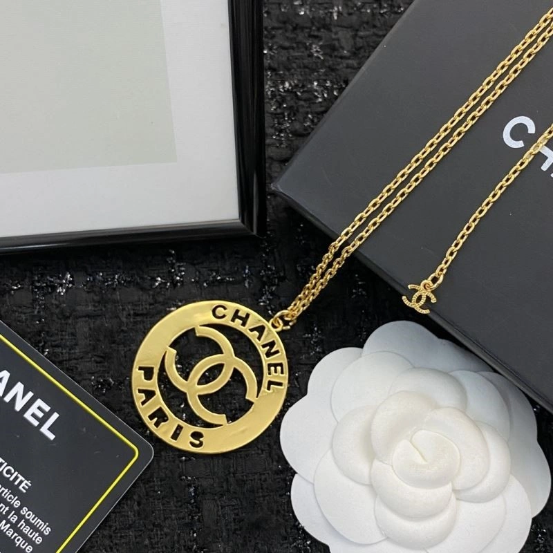 Chanel Necklaces Contemporary 222171