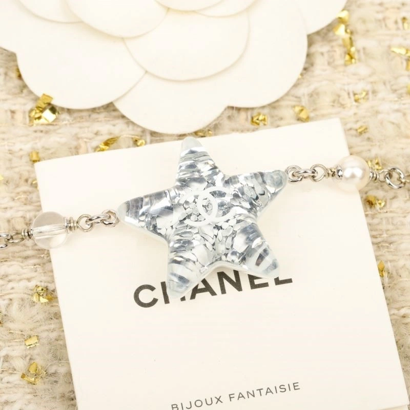 Contemporary Chanel Necklaces 222133