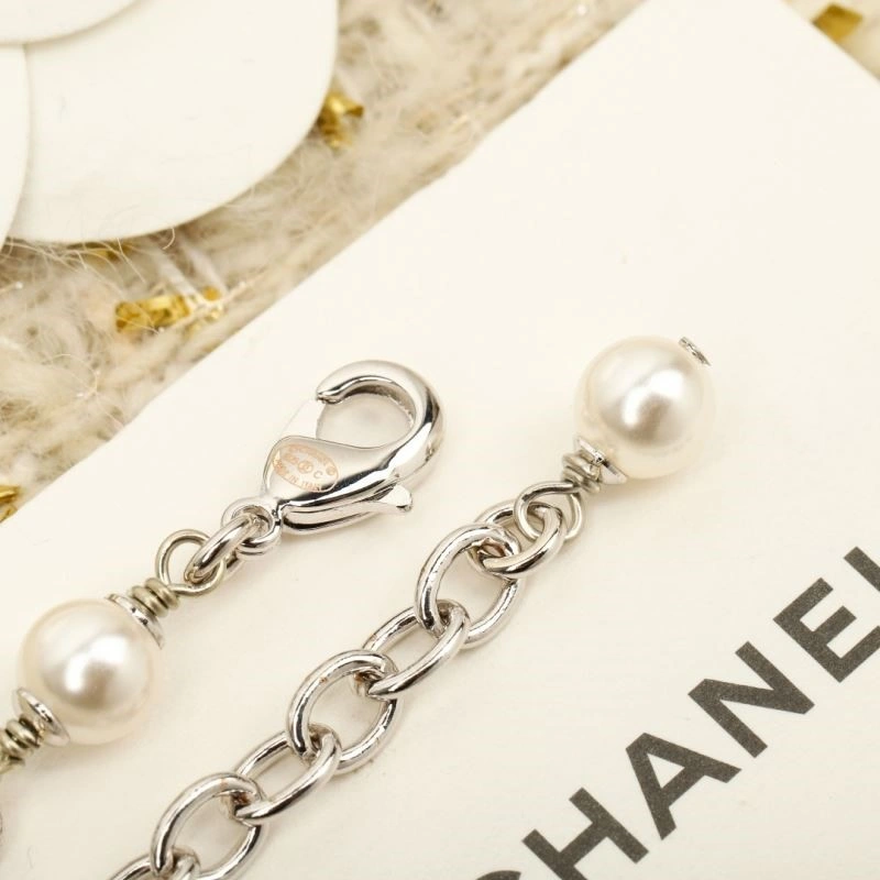 Contemporary Chanel Necklaces 222133
