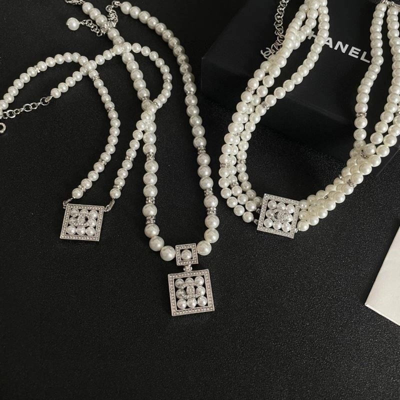 Chanel Necklaces ModernLook 222118