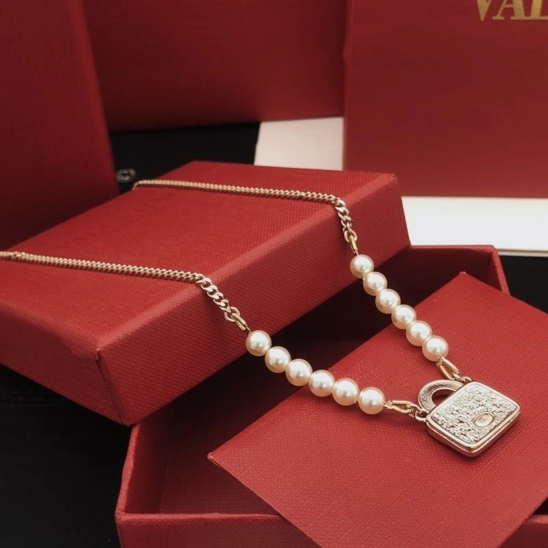 Colorful Chanel Necklaces 222113