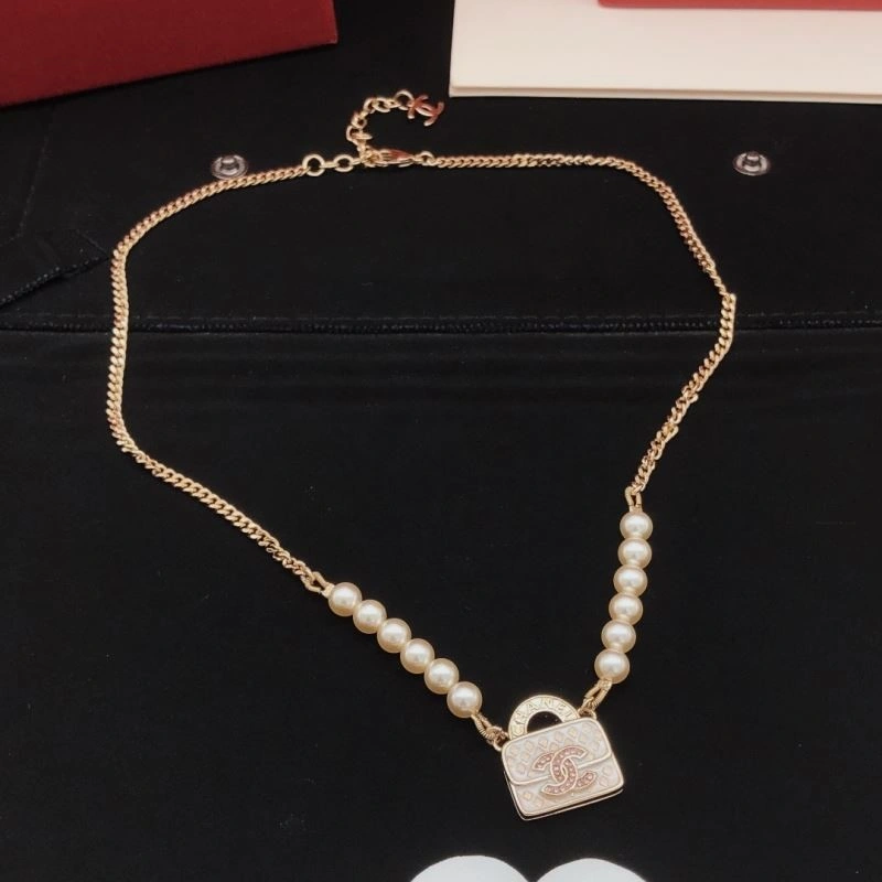 Colorful Chanel Necklaces 222113