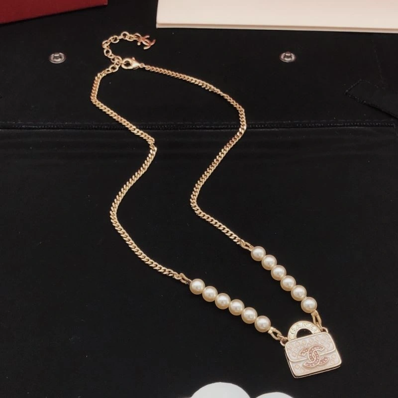 Colorful Chanel Necklaces 222113