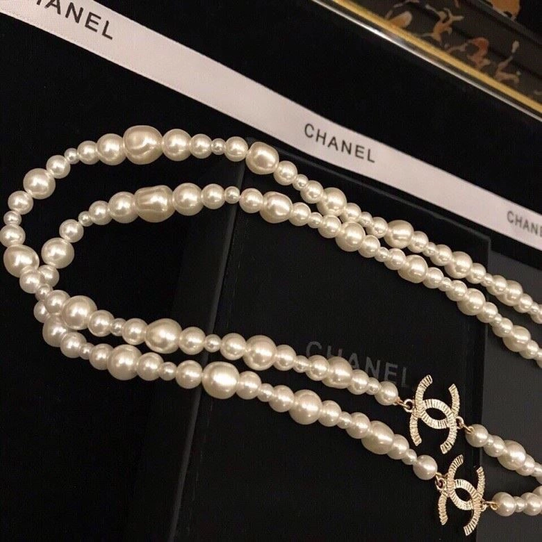 Chanel Necklaces Compact 222104