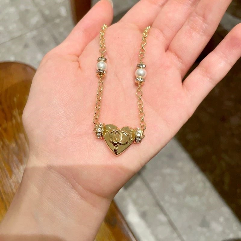 Trendy Chanel Necklaces 222099