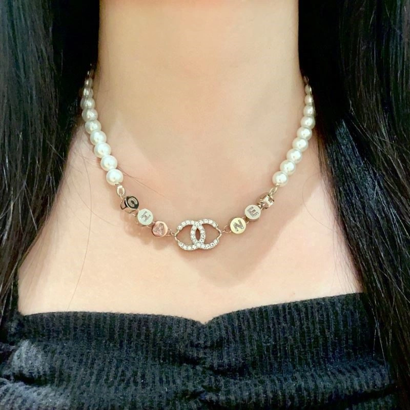 Timeless Chanel Necklaces 222097