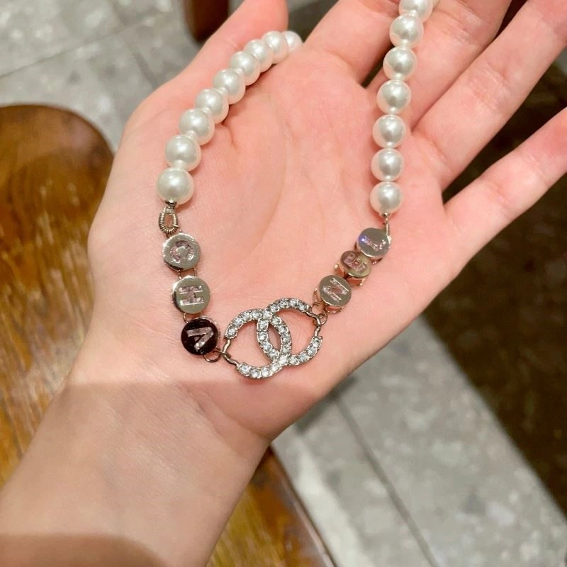 Timeless Chanel Necklaces 222097