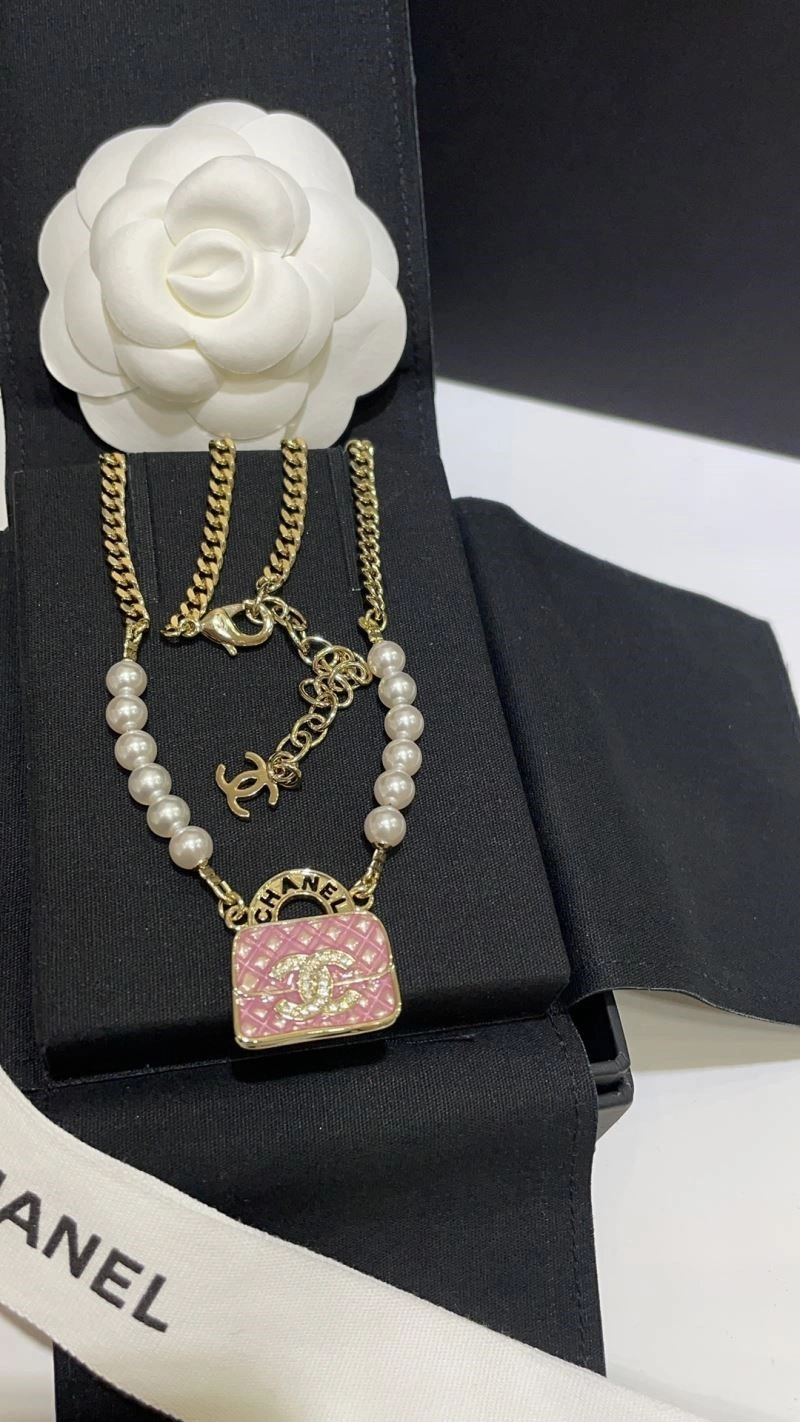 Chanel Necklaces Stylish 222120