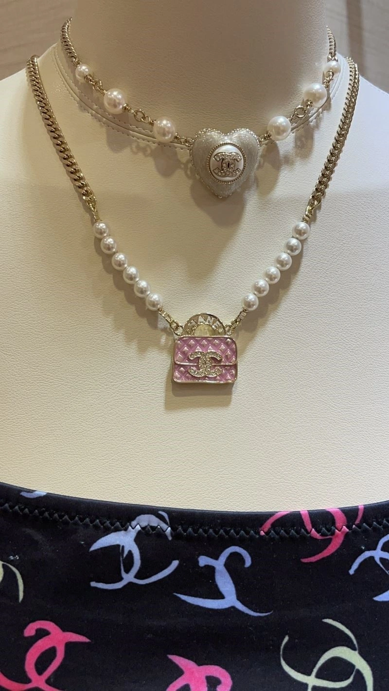 Chanel Necklaces Stylish 222120
