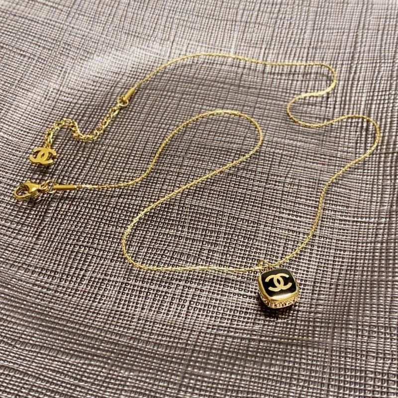 Breathable Chanel Necklaces 222087