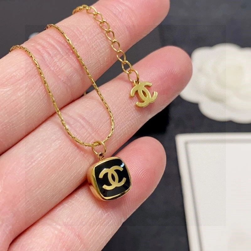 Breathable Chanel Necklaces 222087