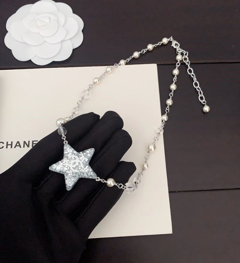 Effortless Chanel Necklaces 222081