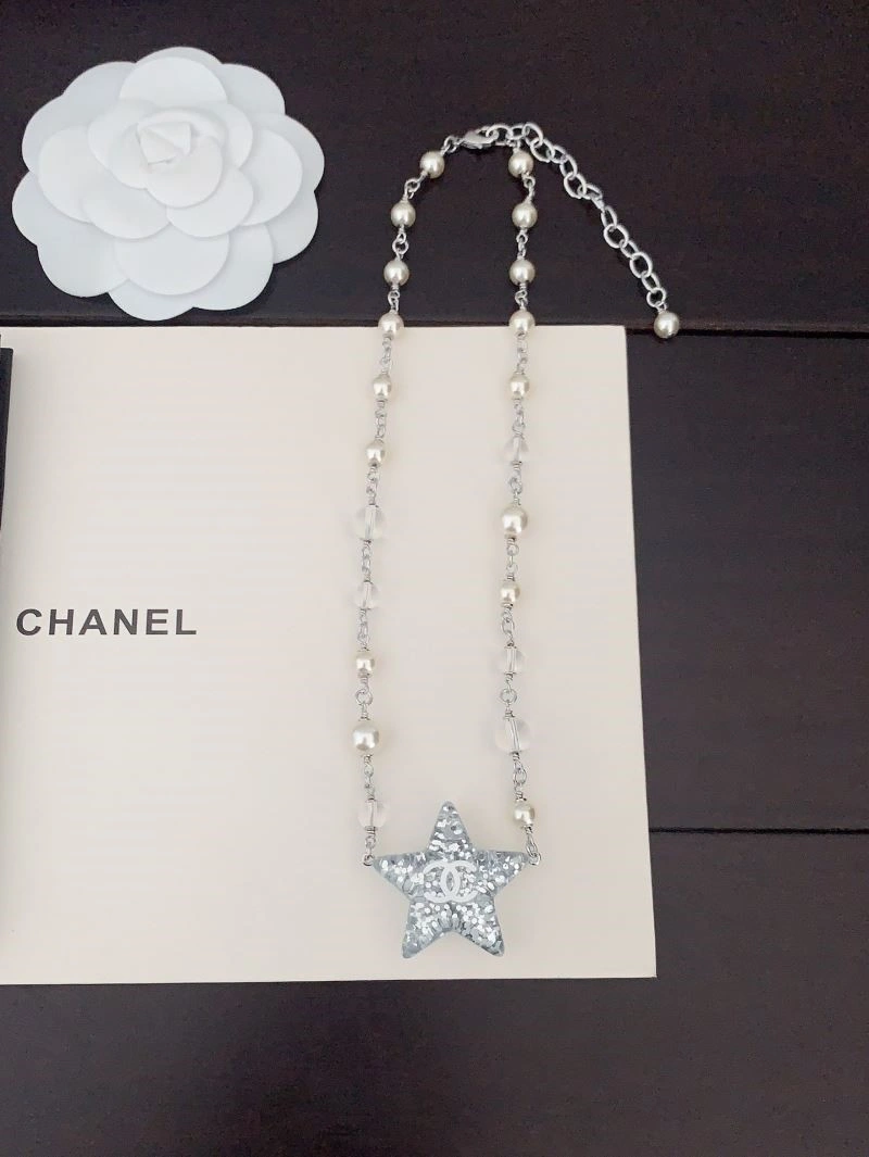 Effortless Chanel Necklaces 222081