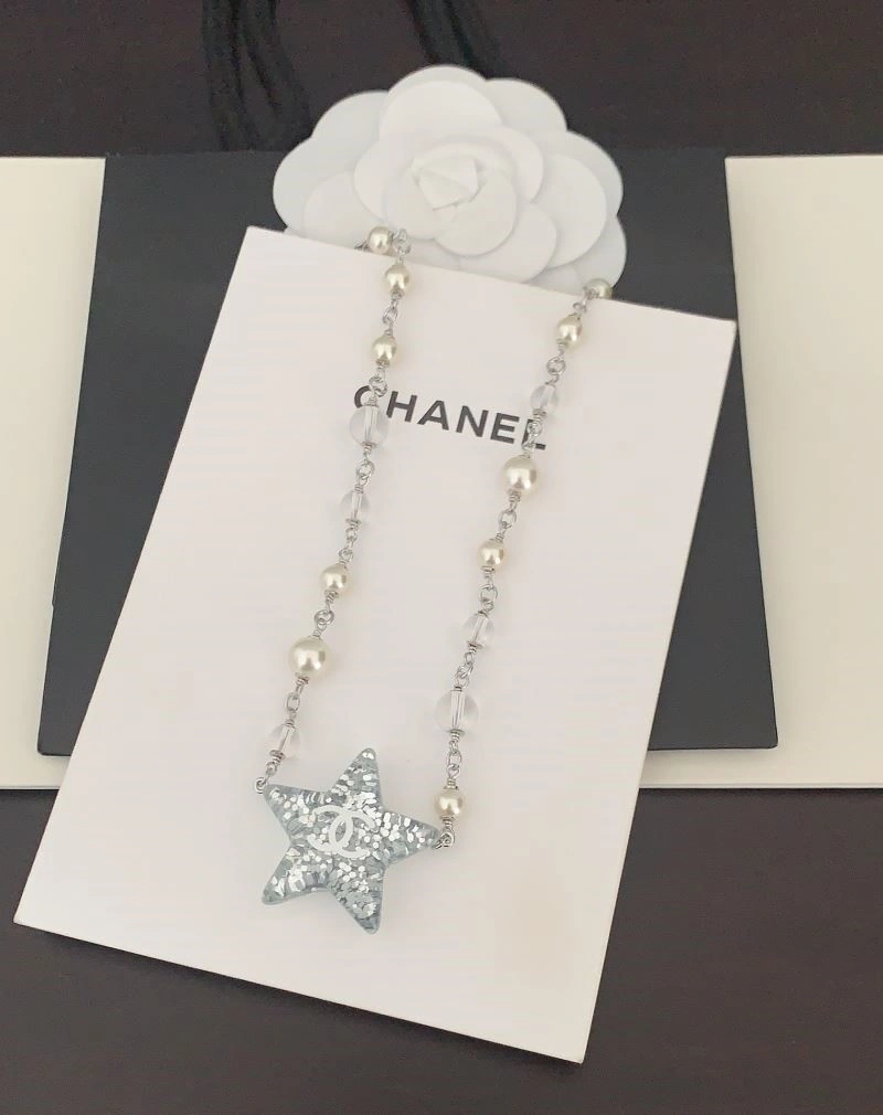 Effortless Chanel Necklaces 222081
