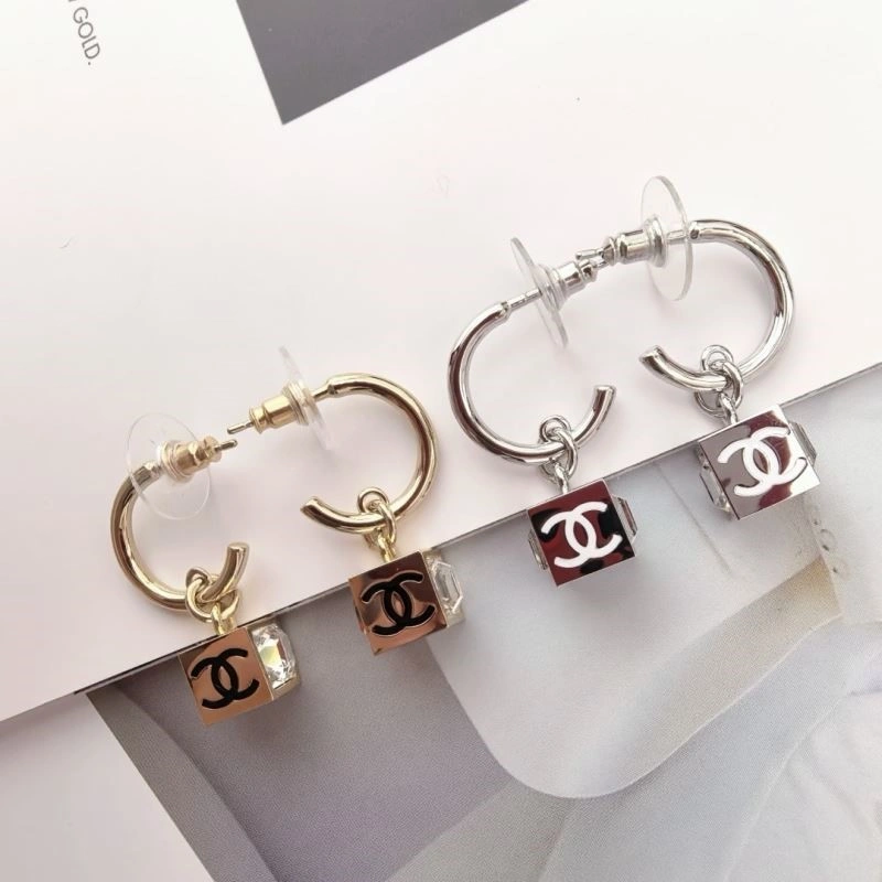 TravelReady Chanel Necklaces 222076