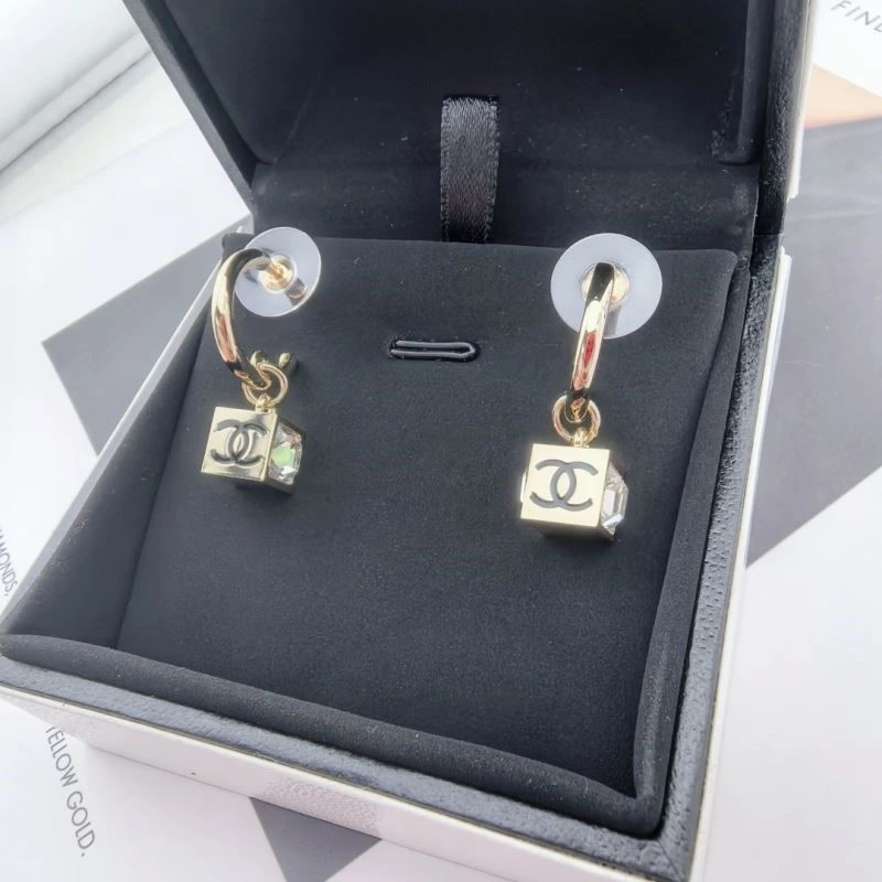 TravelReady Chanel Necklaces 222076