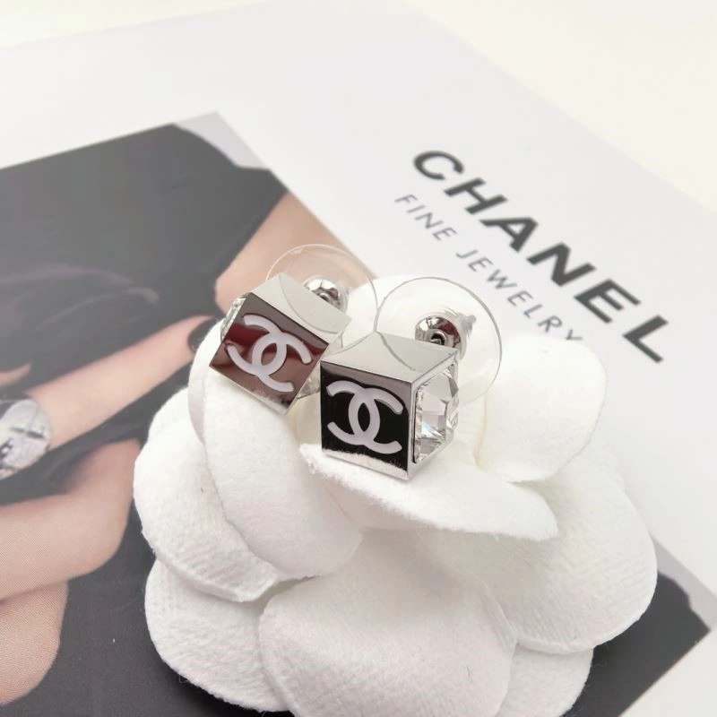 Chanel Necklaces Snug 222094