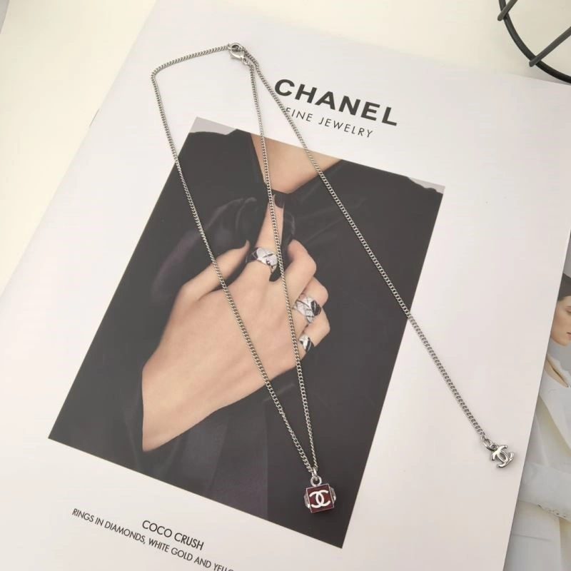 Chanel Necklaces Snug 222094