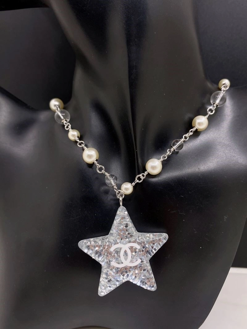 Sustainable Chanel Necklaces 222069