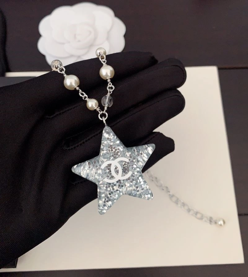 Sustainable Chanel Necklaces 222069