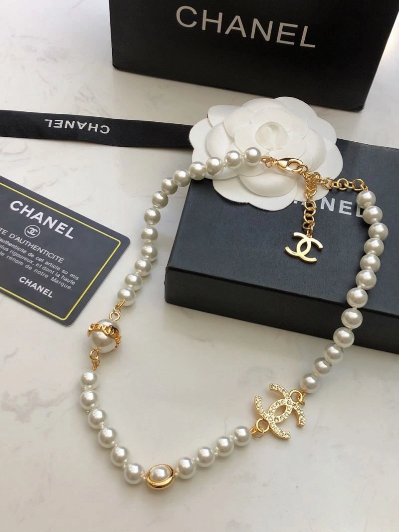 Supportive Chanel Necklaces 222066