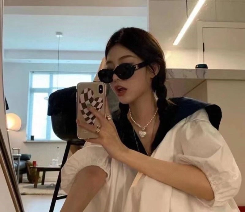 Supportive Chanel Necklaces 222079