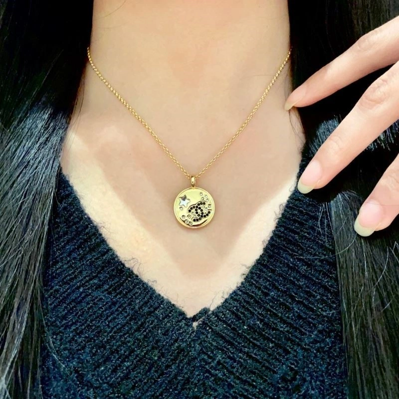 FlexibleFit Chanel Necklaces 222061