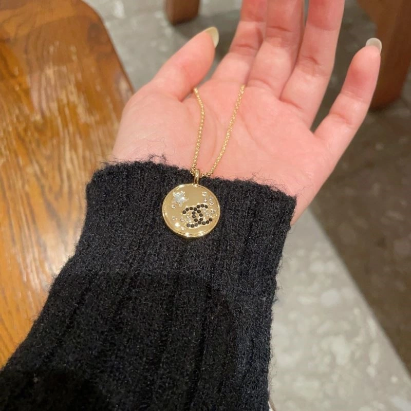 FlexibleFit Chanel Necklaces 222061