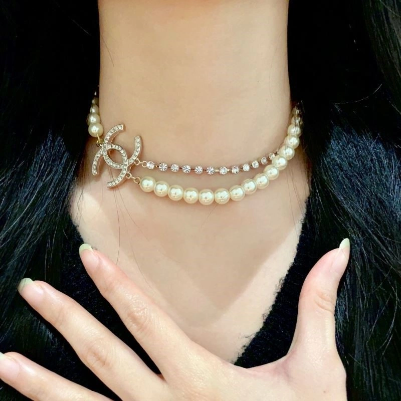 Trendsetting Chanel Necklaces 222126