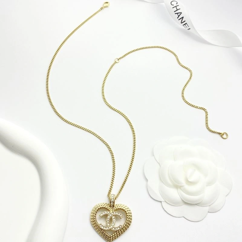 Chanel Necklaces Cozy 222051